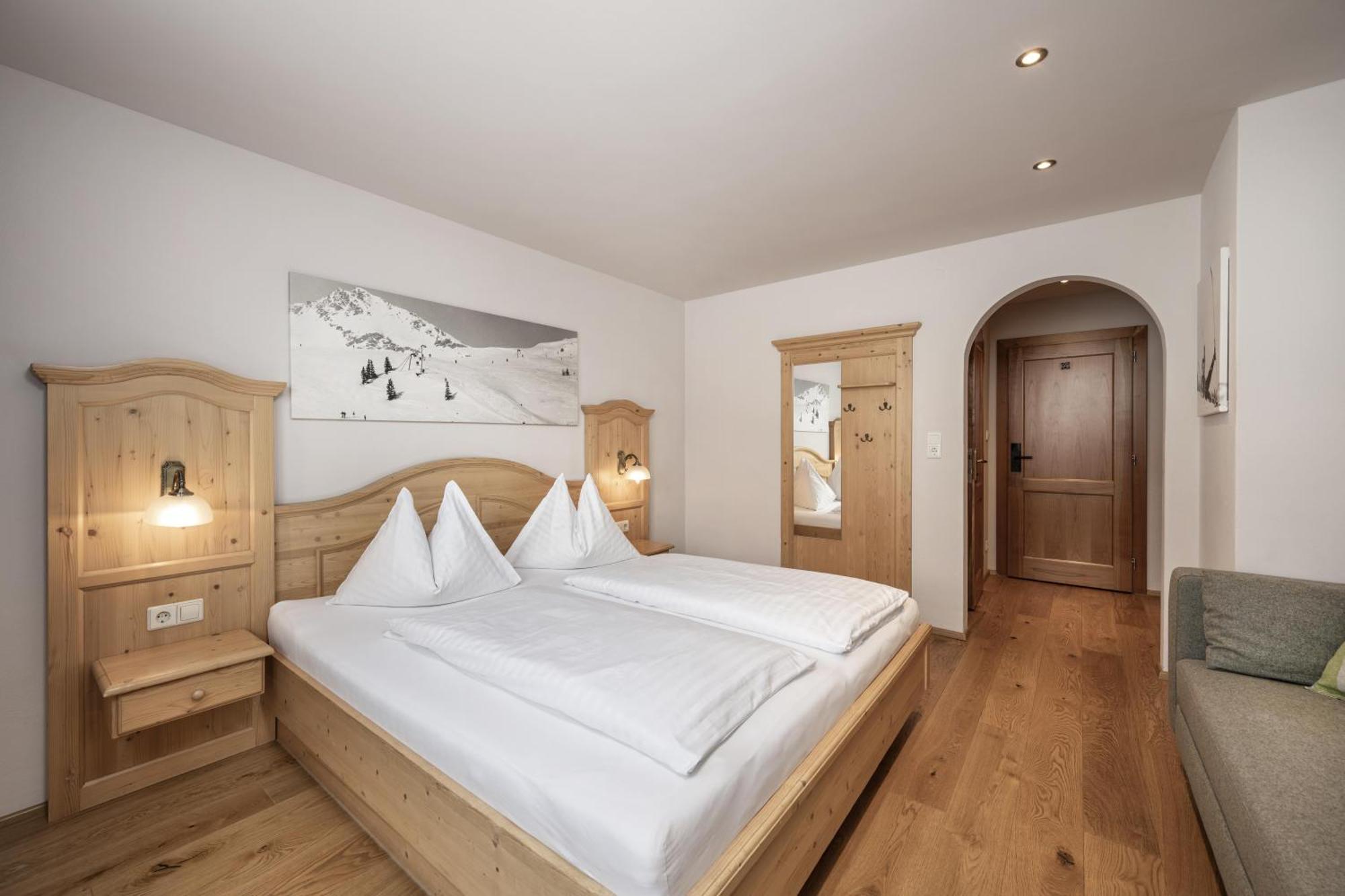 Austria Alpinhotel Ski In Ski Out An Der Edelweissbahn Obertauern Zewnętrze zdjęcie