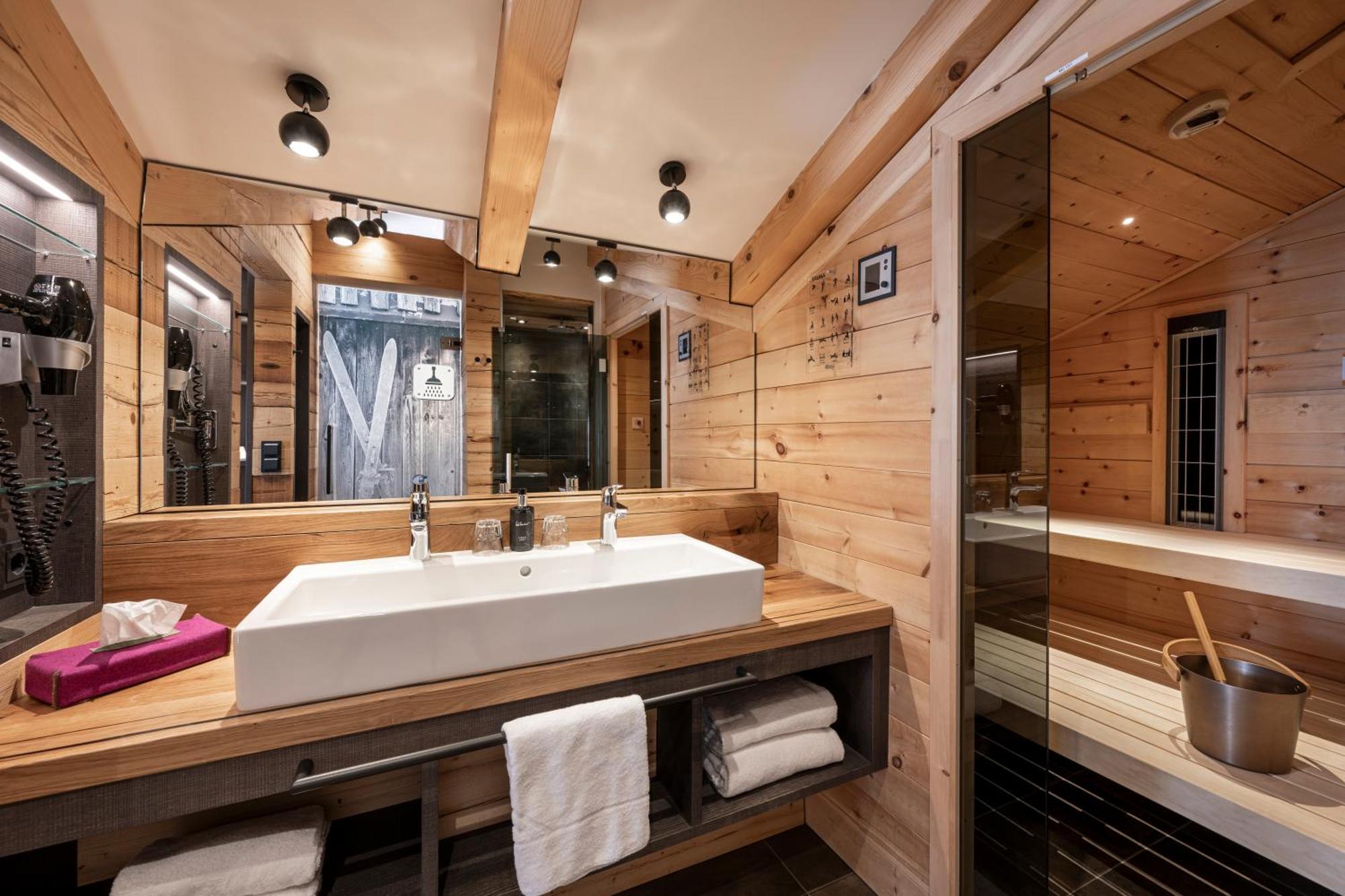 Austria Alpinhotel Ski In Ski Out An Der Edelweissbahn Obertauern Zewnętrze zdjęcie